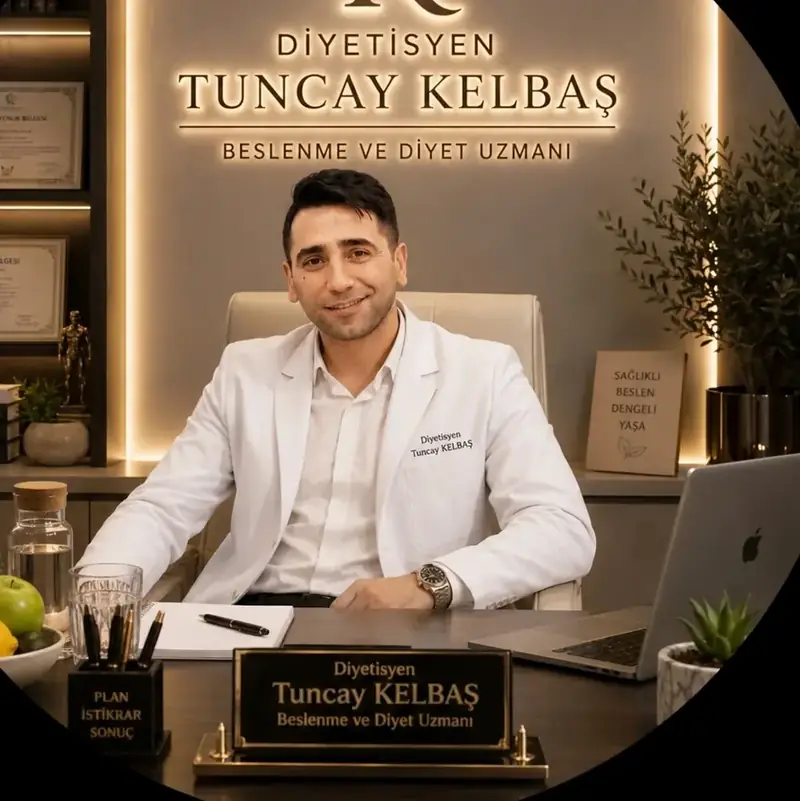 Uzman Diyetisyen Tuncay Kelbaş kliniğinde